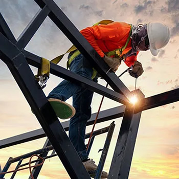 Structuri Metalice și Depozitare Industrială